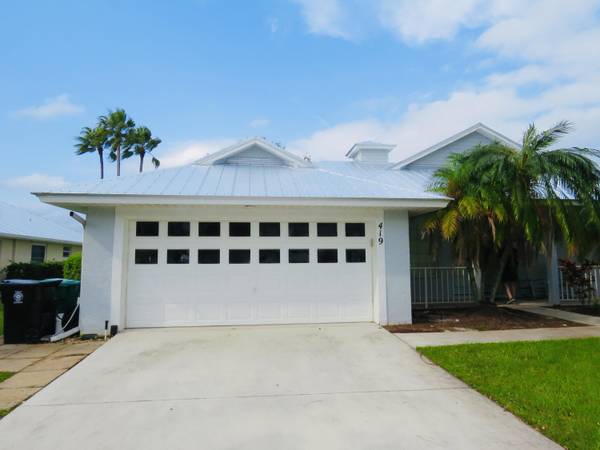 Port Saint Lucie, FL 34953,419 SW Sweetwater