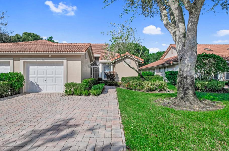 7831 Majestic Palm DR, Boynton Beach, FL 33437