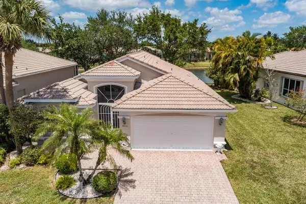 9825 San Luca ST, Lake Worth, FL 33467