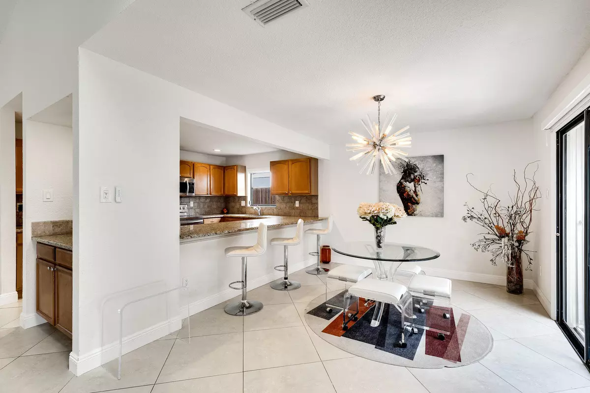 Palm Beach Gardens, FL 33410,1110 Rainwood CIR