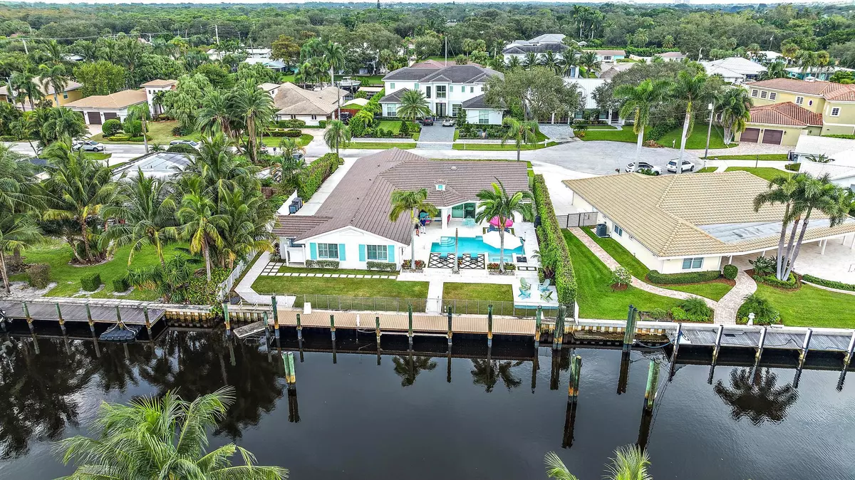 Palm Beach Gardens, FL 33410,2168 Driftwood CIR