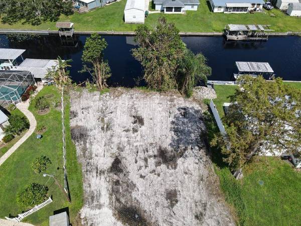 Okeechobee, FL 34974,2815 SE 20th CT