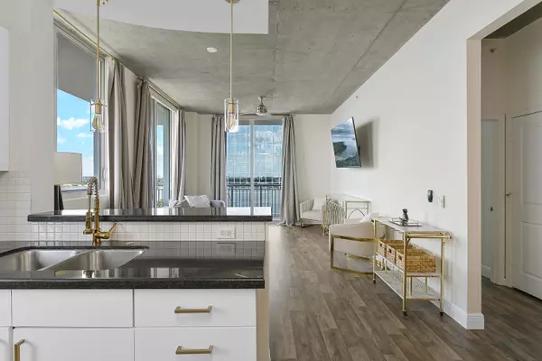 West Palm Beach, FL 33401,300 S Australian AVE 1007