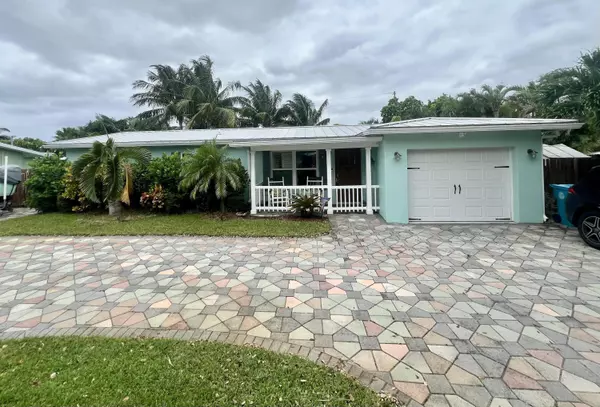 2635 SW 6th ST, Boynton Beach, FL 33435