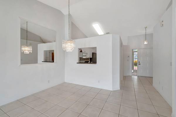 Delray Beach, FL 33484,15429 Rosaire LN