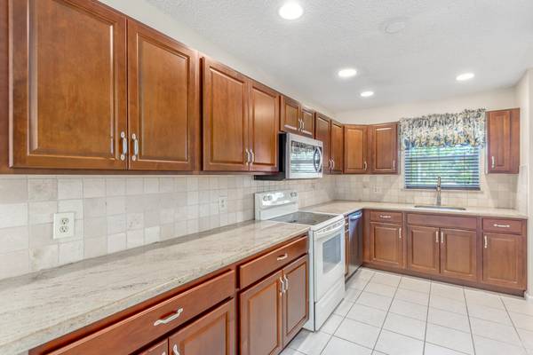 Hobe Sound, FL 33455,8419 SE Croft CIR F-4