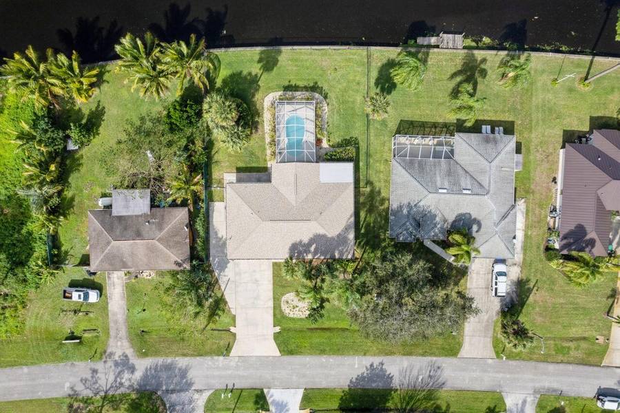 674 Layport DR, Sebastian, FL 32958