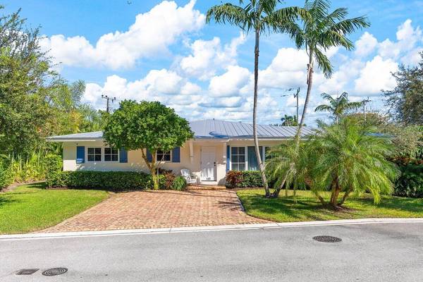 145 Macfarlane DR, Delray Beach, FL 33483