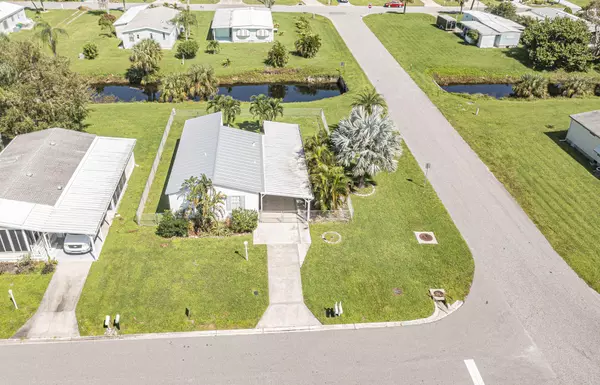 Barefoot Bay, FL 32976,1145 Wren CIR