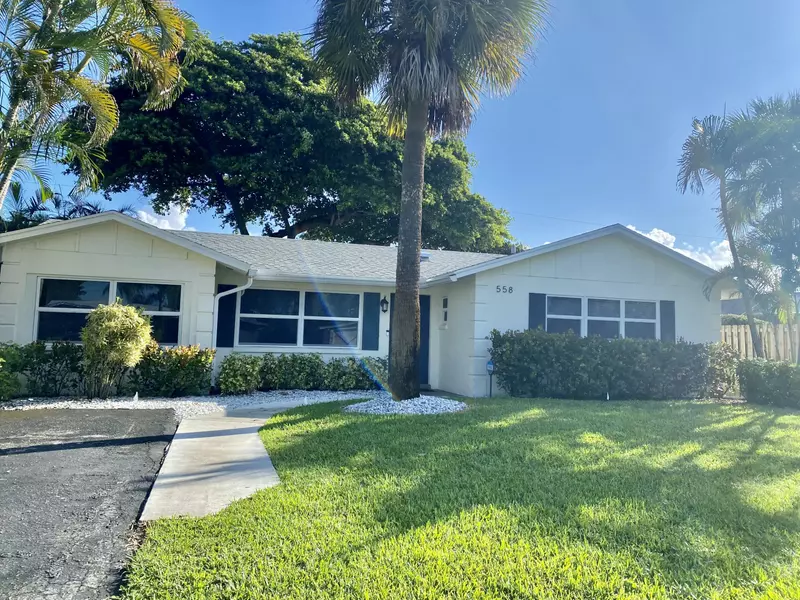 558 Ivy AVE, Palm Beach Gardens, FL 33410