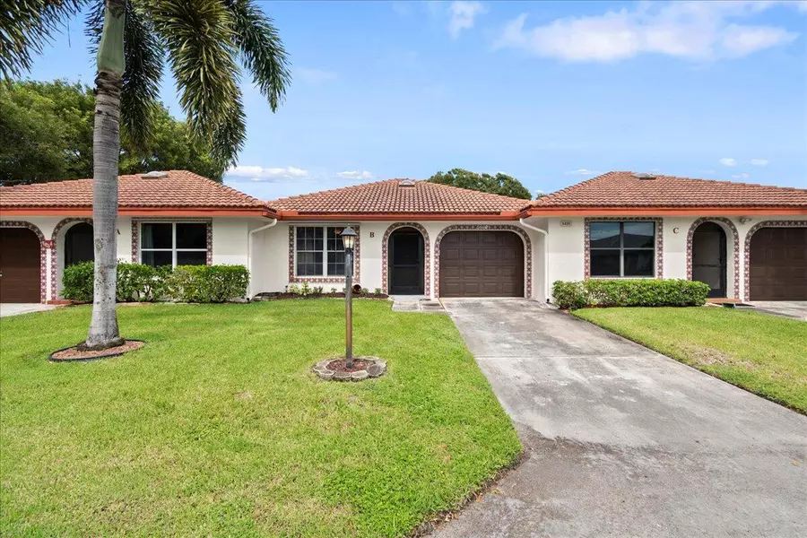 1425 SW 25th AVE B, Boynton Beach, FL 33426