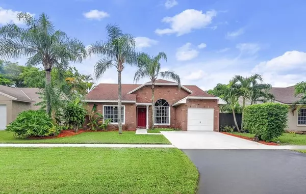 8655 SW 14 ST, Pembroke Pines, FL 33025