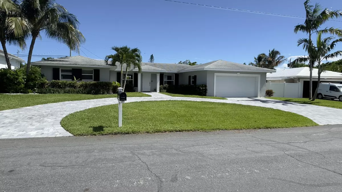 Boynton Beach, FL 33435,906 SW E 28th. AVE