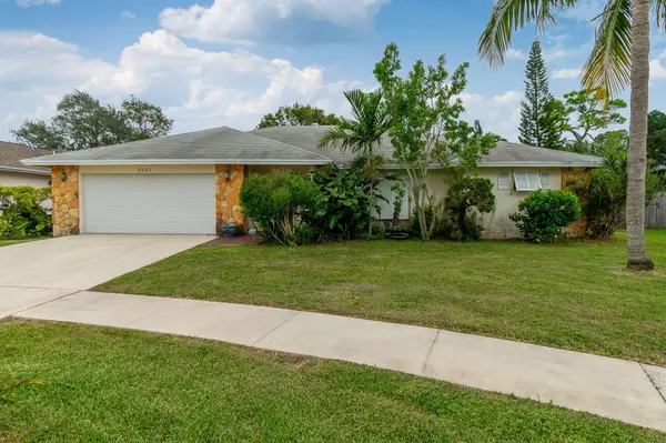 Lantana, FL 33462,1207 Palama WAY