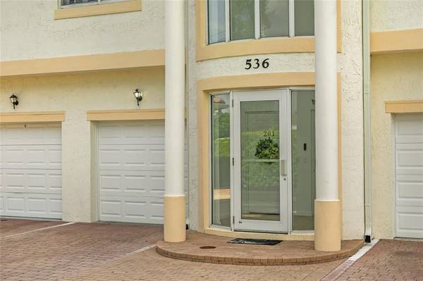 536 7th SQ, Vero Beach, FL 32962