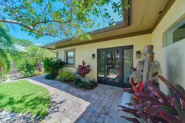 Wellington, FL 33414,2835 Polo Island DR H104