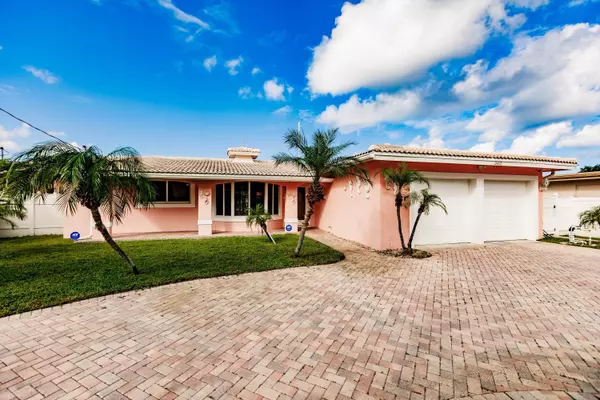 2425 SE 12th ST, Pompano Beach, FL 33062