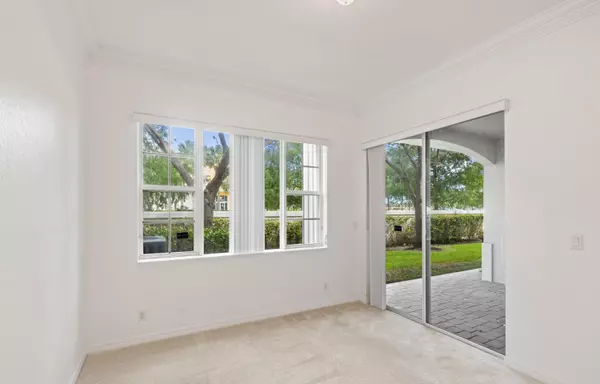 Boynton Beach, FL 33426,17 Nottingham PL