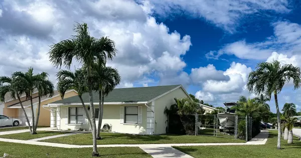 Lake Worth, FL 33463,5421 Thurston AVE