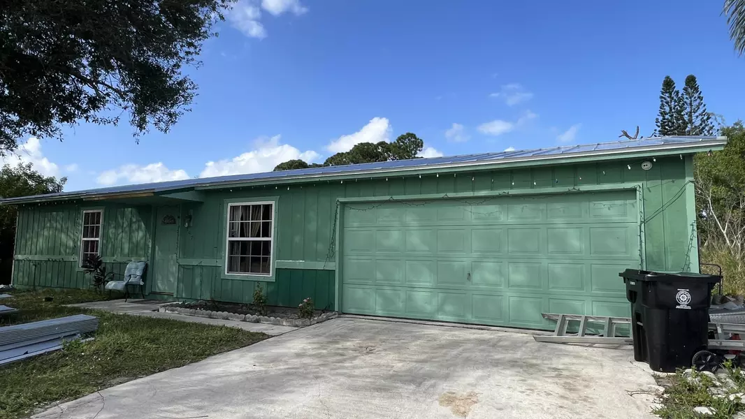 157 SW Duval AVE, Port Saint Lucie, FL 34983