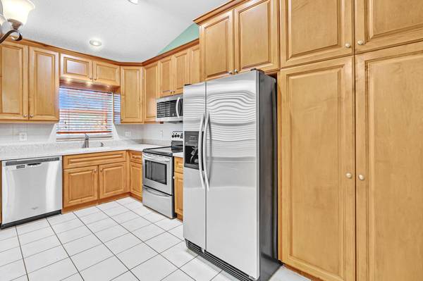 Boynton Beach, FL 33472,6387 Long Key LN