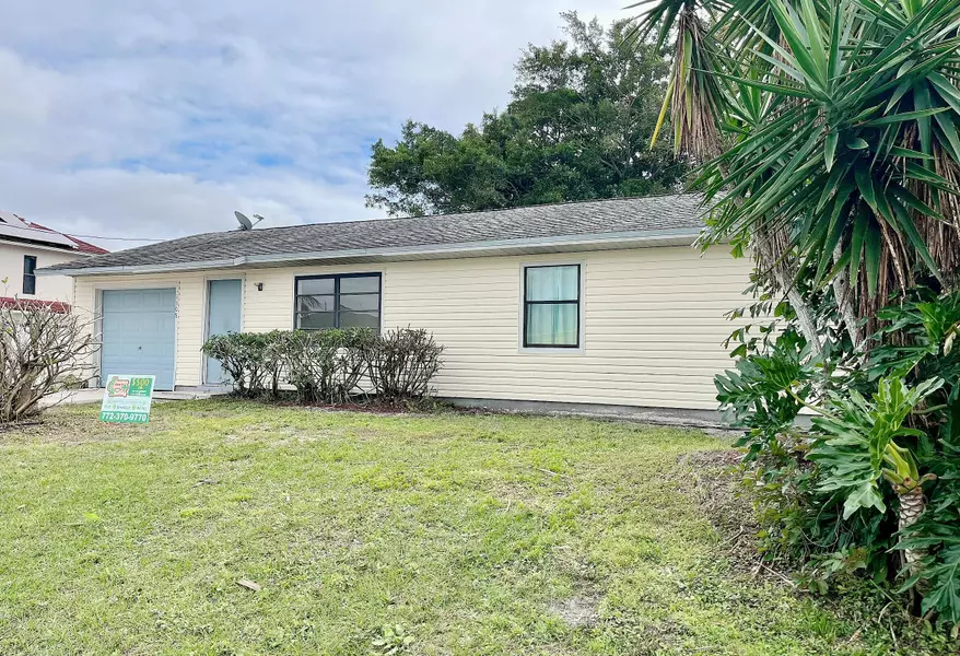 1308 SW Granville AVE, Port Saint Lucie, FL 34953