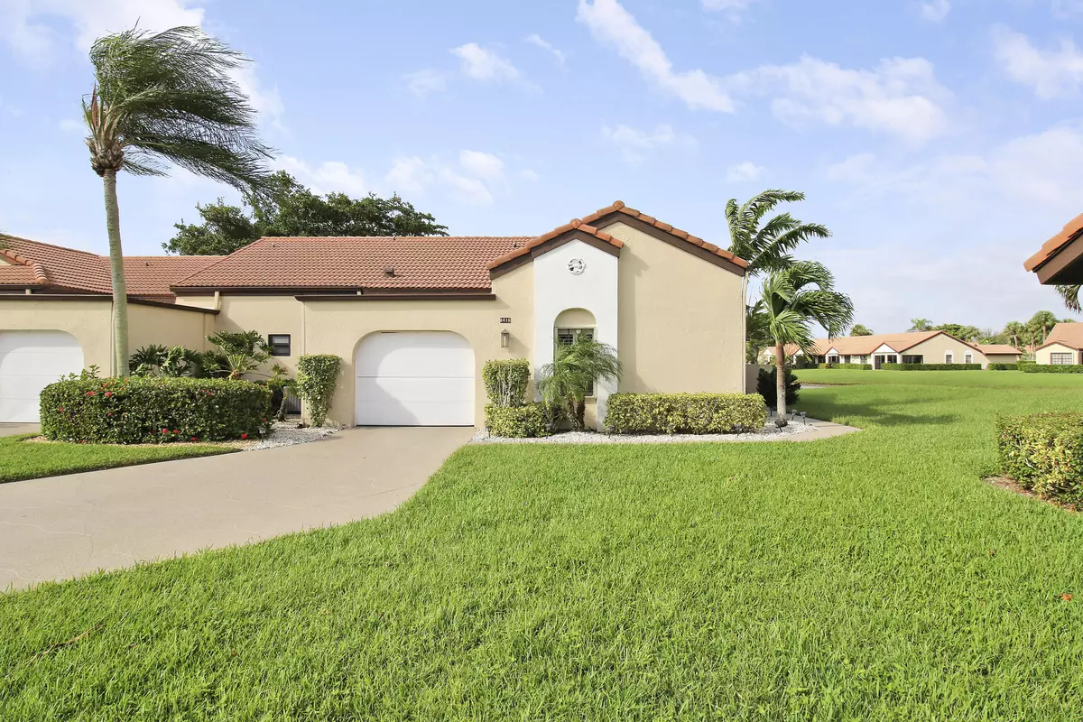 Boynton Beach, FL 33472,8410 Mooring CIR