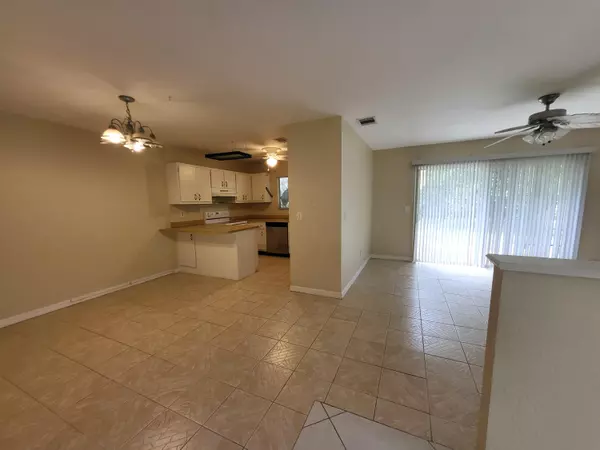 Port Saint Lucie, FL 34952,1386 SE Rivergreen CIR