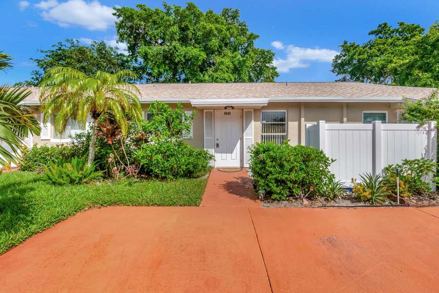 8643 Overset LN, Boca Raton, FL 33496