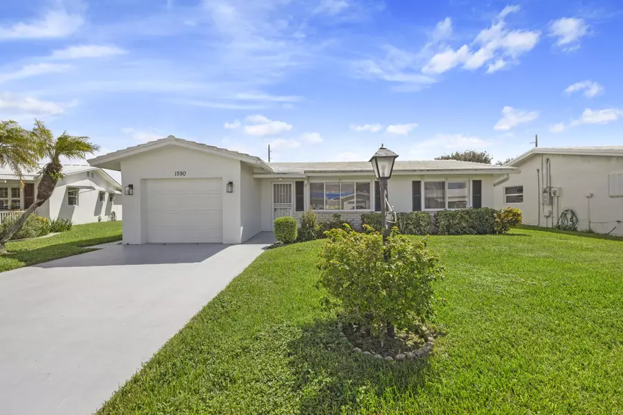 1590 SW 14th AVE, Boynton Beach, FL 33426