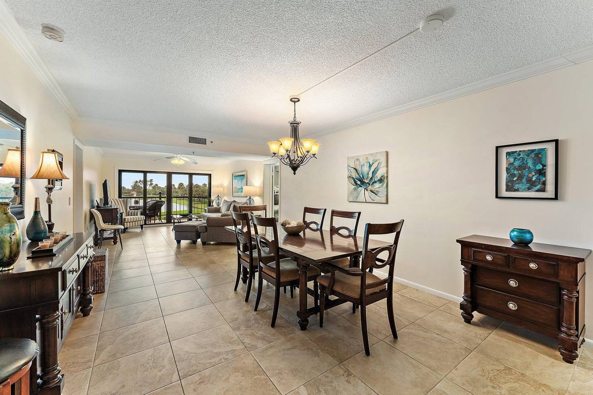 Jupiter, FL 33477,401 Ocean Bluffs BLVD 105