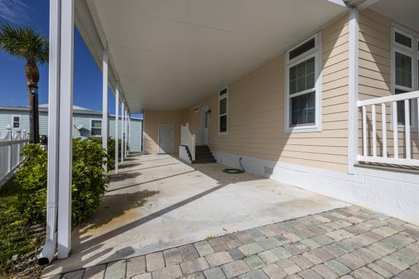 Ocean Breeze, FL 34957,122 NE Bay DR