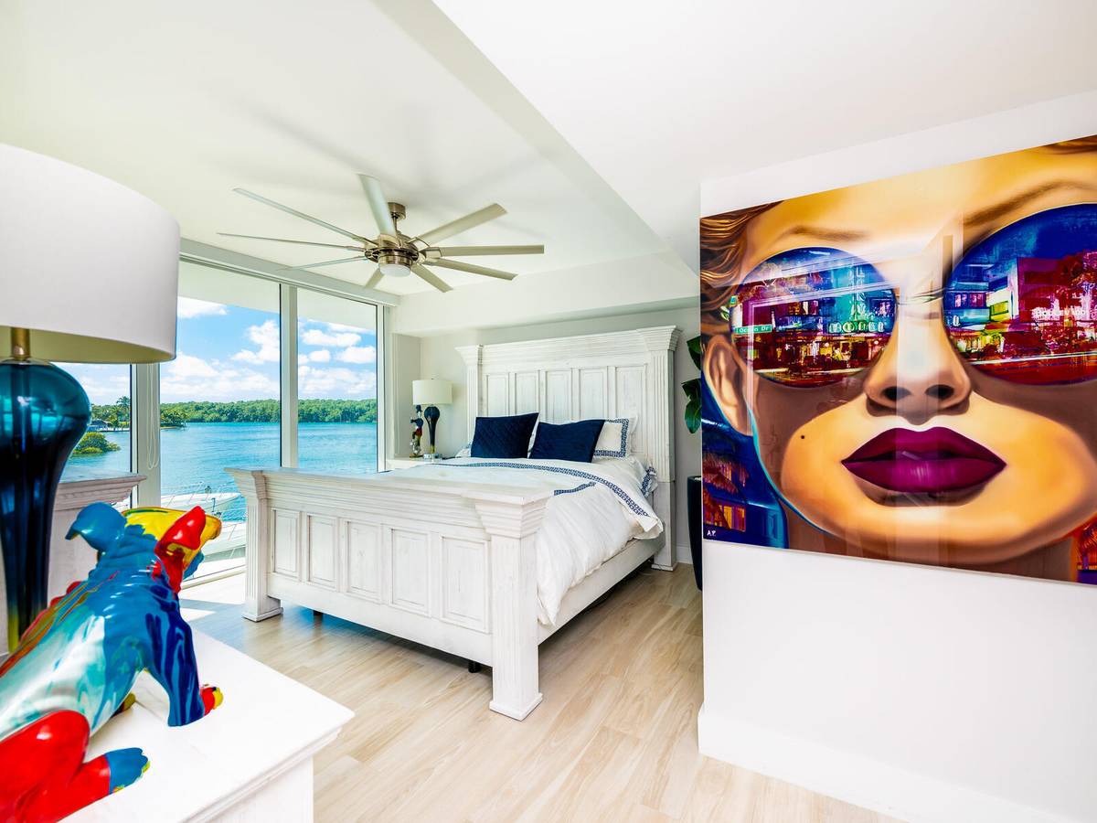 Sunny Isles Beach, FL 33160,400 Sunny Isles BLVD 107