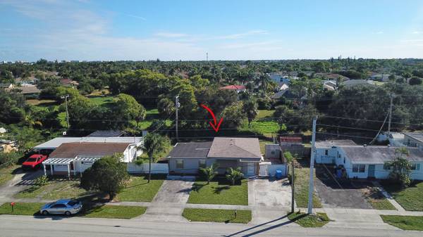 Lantana, FL 33462,1122 S 14th ST