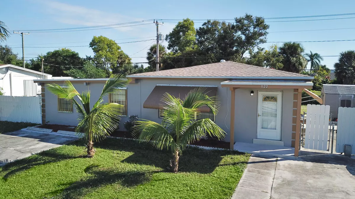 Lantana, FL 33462,1122 S 14th ST