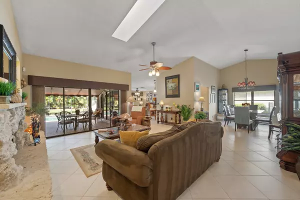 Jupiter, FL 33458,5875 Stonewood CT