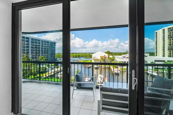 Highland Beach, FL 33487,4748 S S Ocean BLVD 504