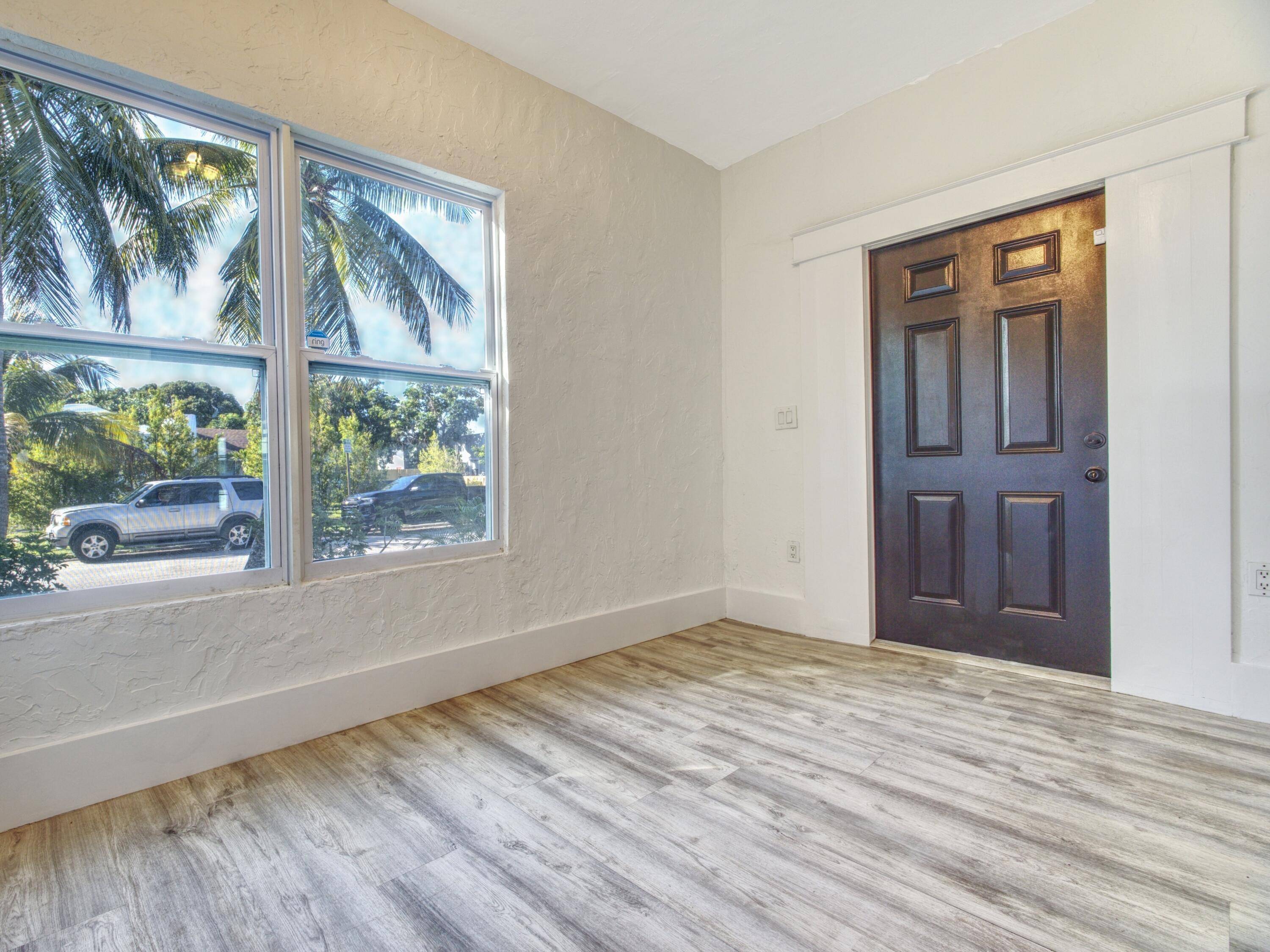 West Palm Beach, FL 33405,621 Winters ST