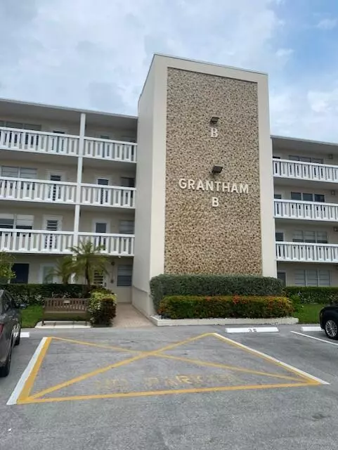 Deerfield Beach, FL 33442,326 Grantham B 326