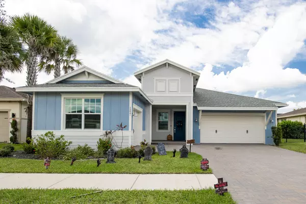 1227 Timber Reap TRL, The Acreage, FL 33470