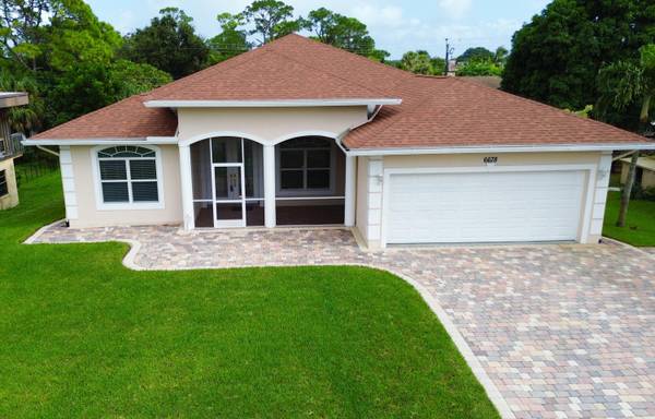 Lantana, FL 33462,6678 Westview DR