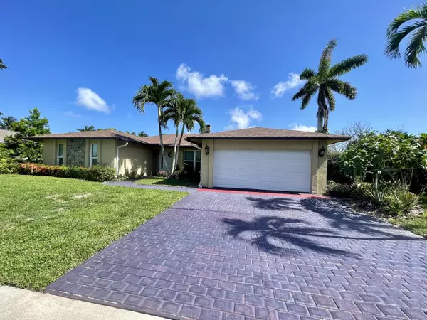 Boca Raton, FL 33487,4538 Cypress Knee DR