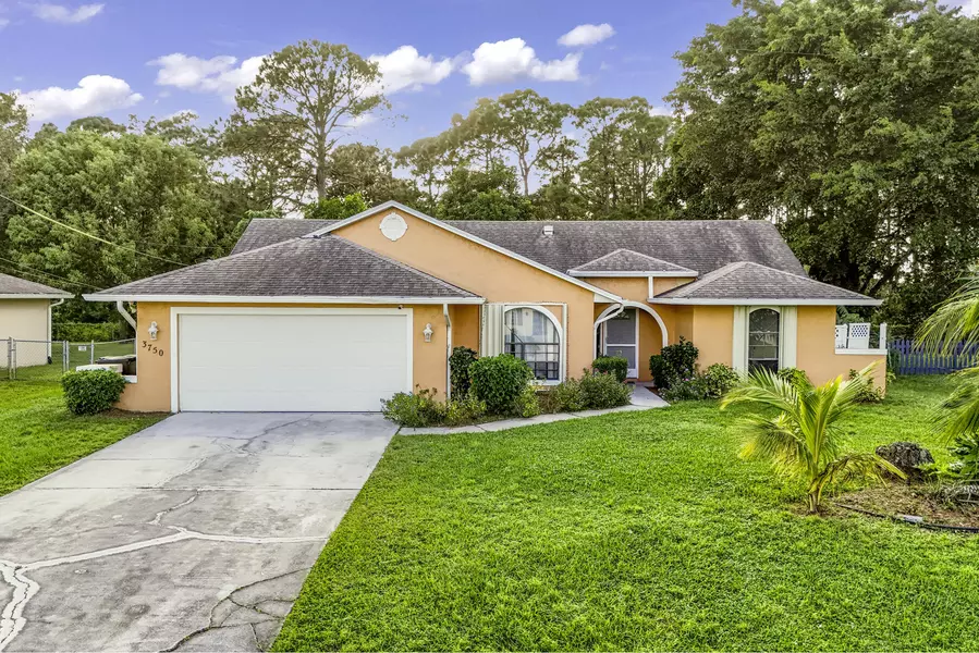 3750 SW Masilunas ST, Port Saint Lucie, FL 34983