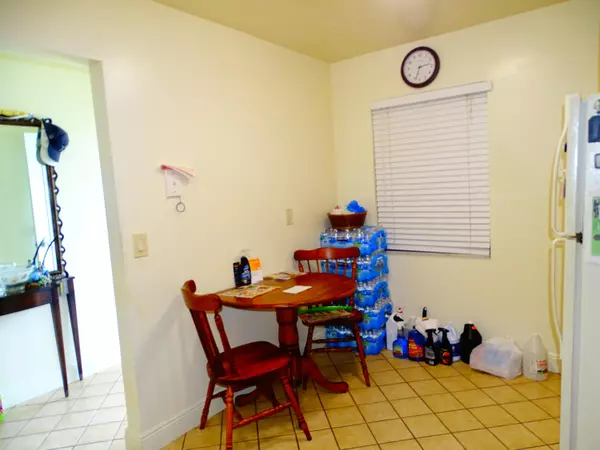 West Palm Beach, FL 33415,5800 W Fernley DR Apt 45