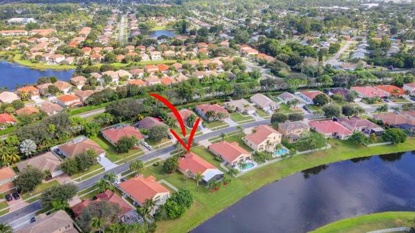 6219 Sand Hills CIR, Lake Worth, FL 33463