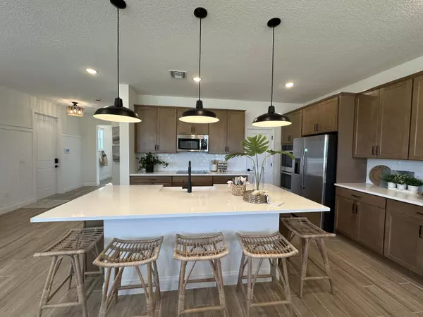 Stuart, FL 34997,114 SE Birch TER 1473