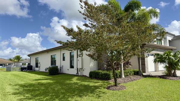 Boca Raton, FL 33496,8817 New River Falls RD