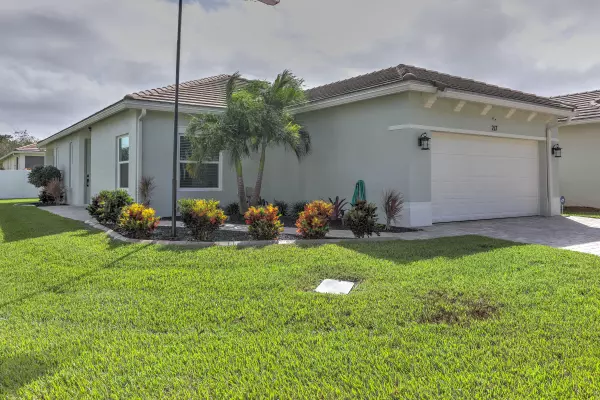 Port Saint Lucie, FL 34986,217 SW Coconut Key WAY