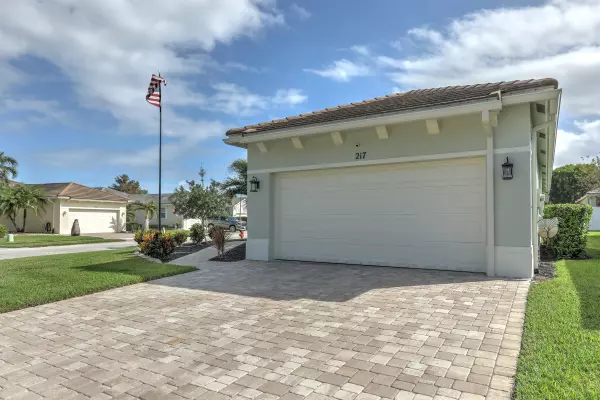 Port Saint Lucie, FL 34986,217 SW Coconut Key WAY