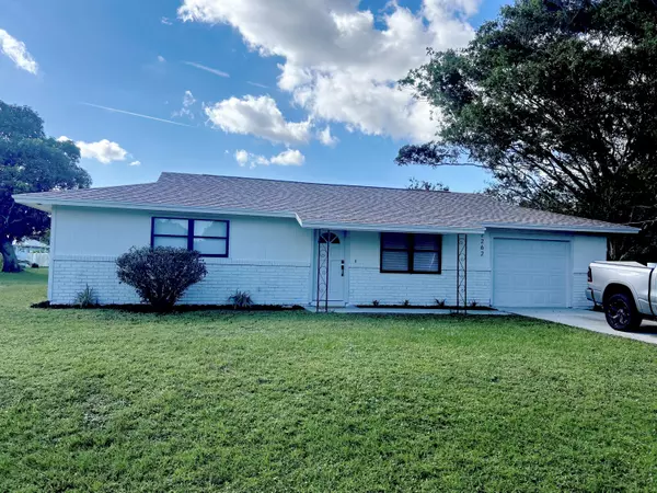 2262 SE Montauk ST, Port Saint Lucie, FL 34952